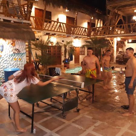 מונטניטה Weekendhostal מראה חיצוני תמונה