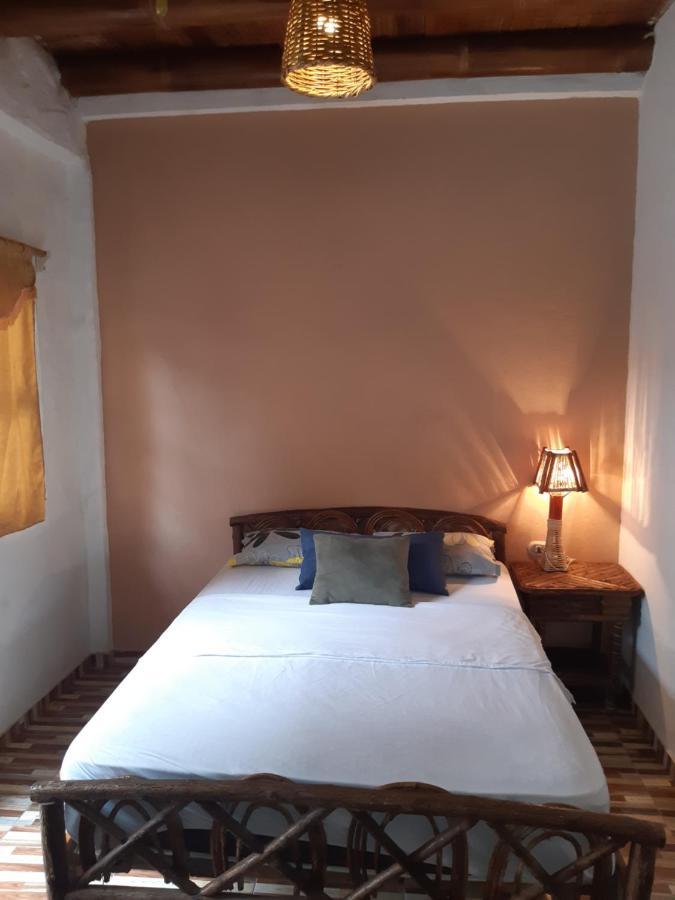 מונטניטה Weekendhostal מראה חיצוני תמונה