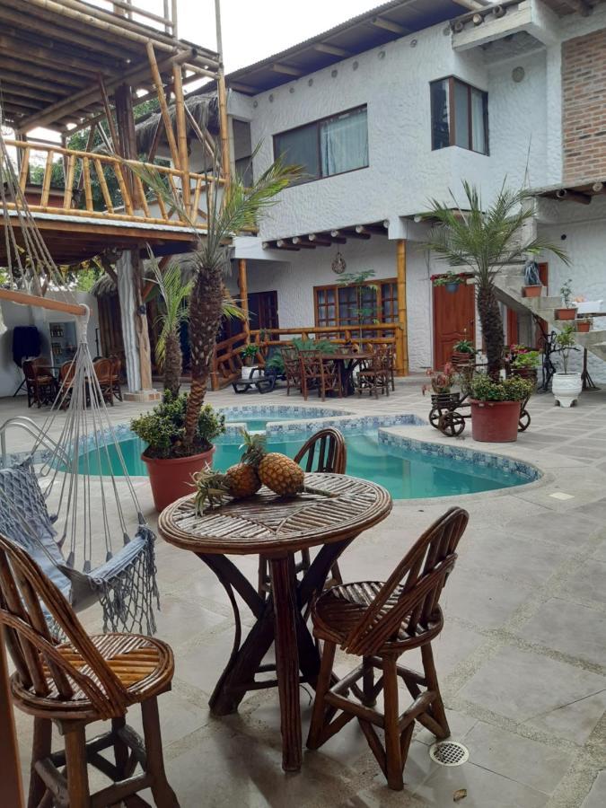 מונטניטה Weekendhostal מראה חיצוני תמונה