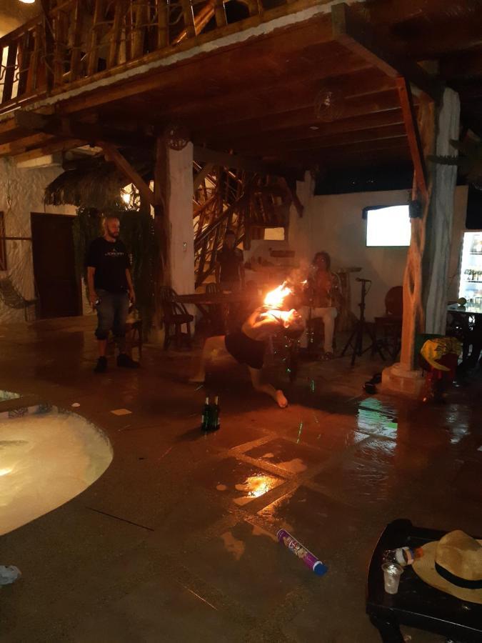 מונטניטה Weekendhostal מראה חיצוני תמונה